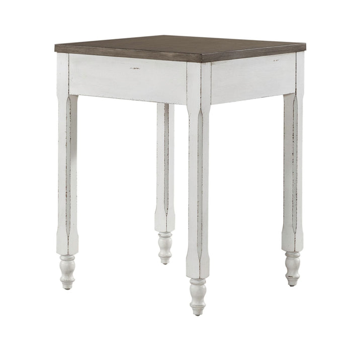 Magnolia Manor Corner Filler