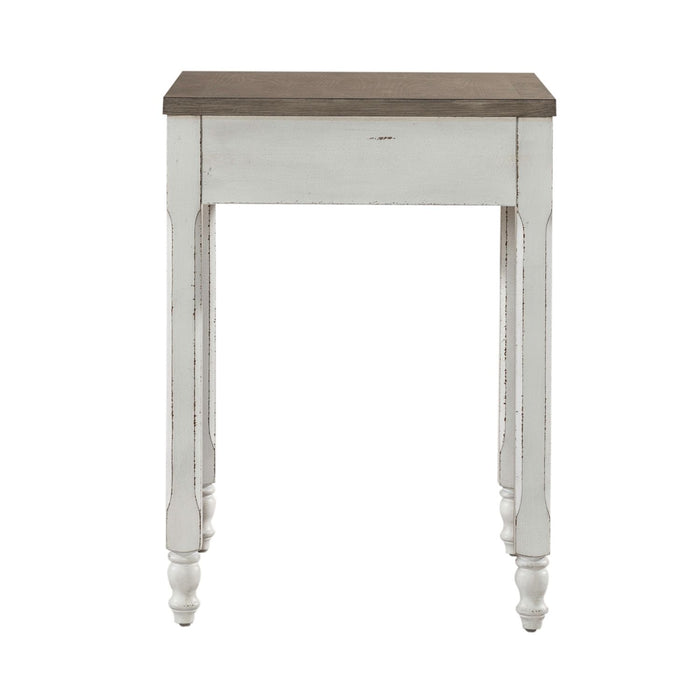 Magnolia Manor Corner Filler