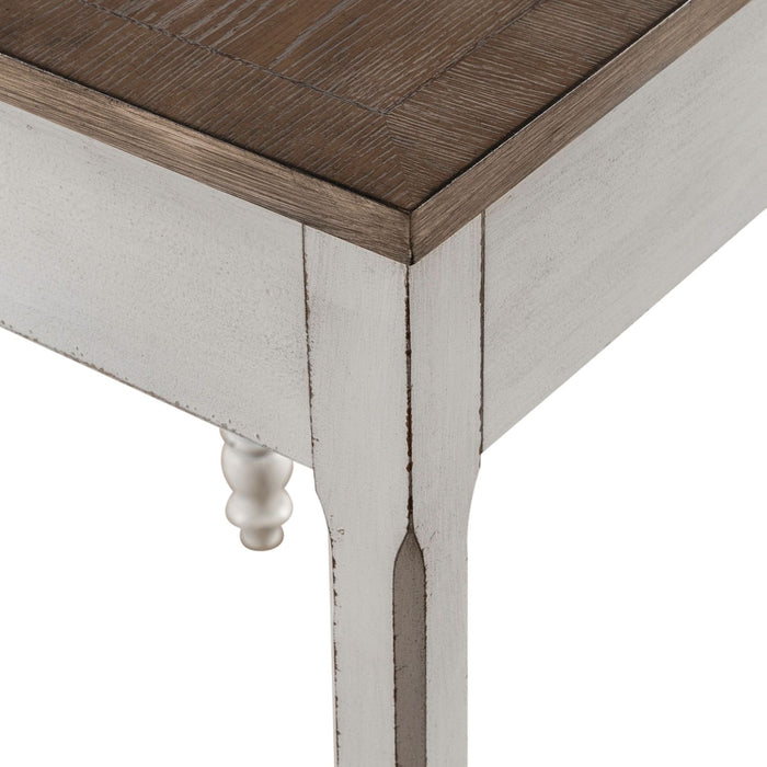 Magnolia Manor Corner Filler