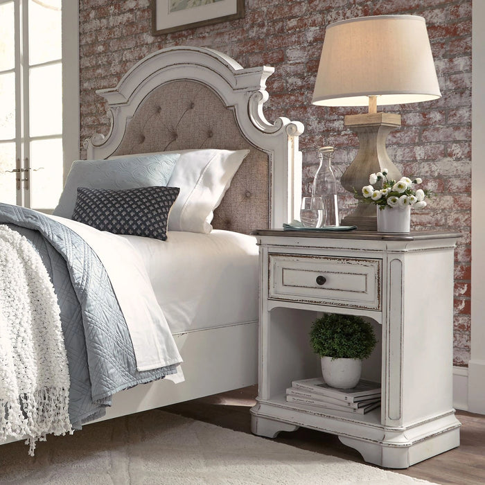Magnolia Manor 1 Drawer Night Stand in Antique White image