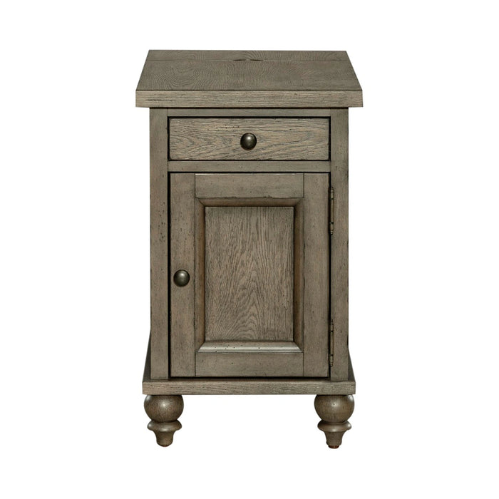 Americana Farmhouse Chair Side Table in Dusty Taupe image