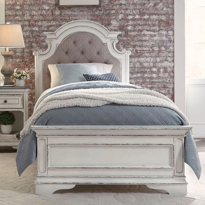 Magnolia Manor Upholstered Bed image