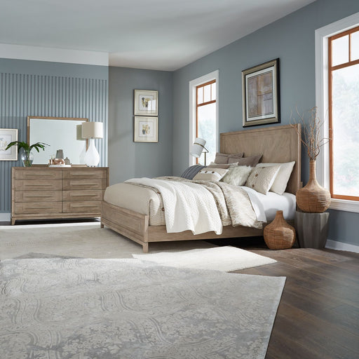 Brentwood King California Panel Bed, Dresser & Mirror image