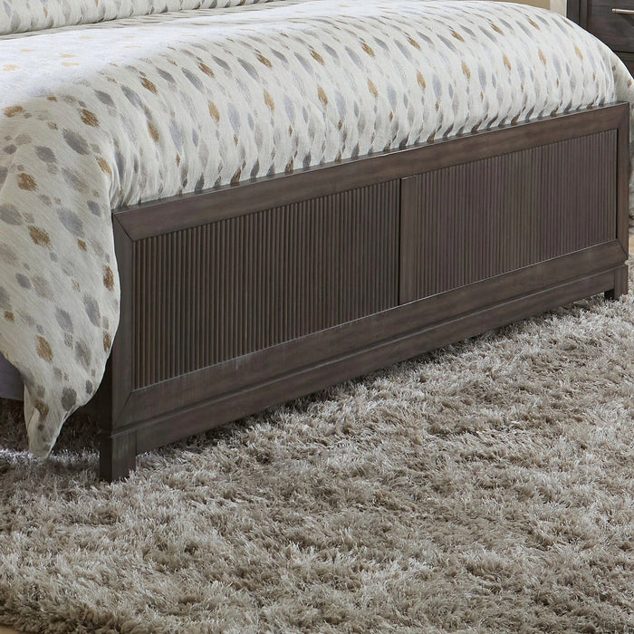 Modern Edge Panel Footboard image