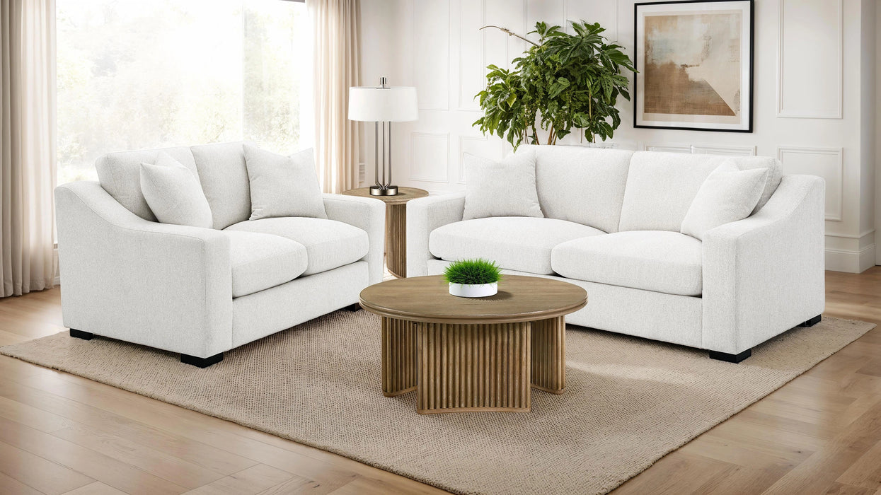 Ashlyn Loveseat