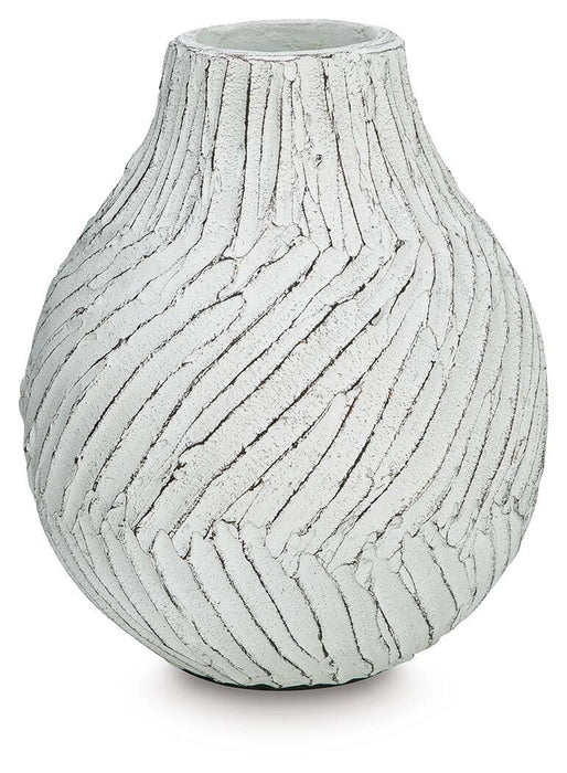 Shelvie Vase