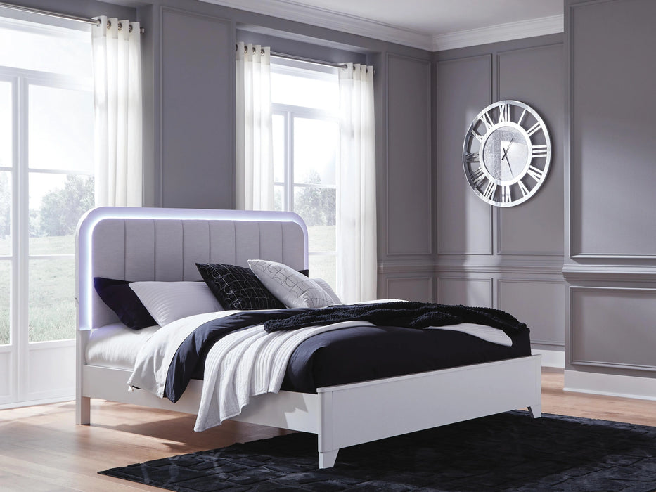 Jarlee Upholstered Bed